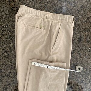 Under Armour Khaki Pants